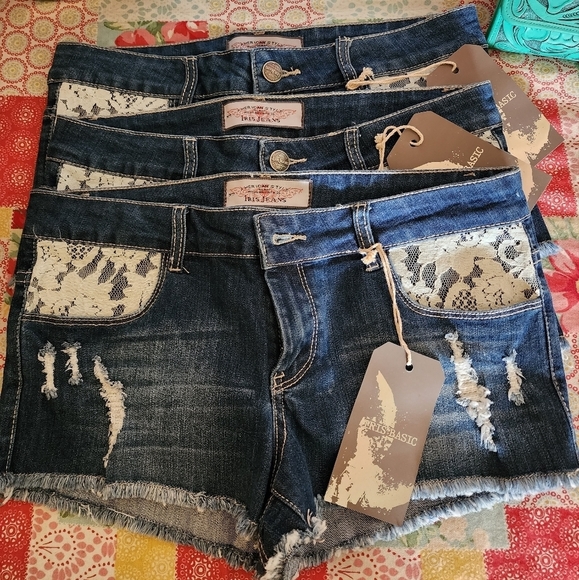 🔥nwt🔥 lacey booty shorts distressed american style iris jeans sz L left - Picture 8 of 8